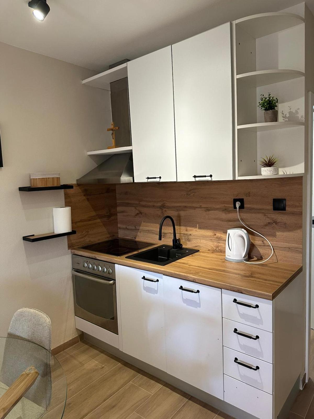Sea Apartmán Baška Voda